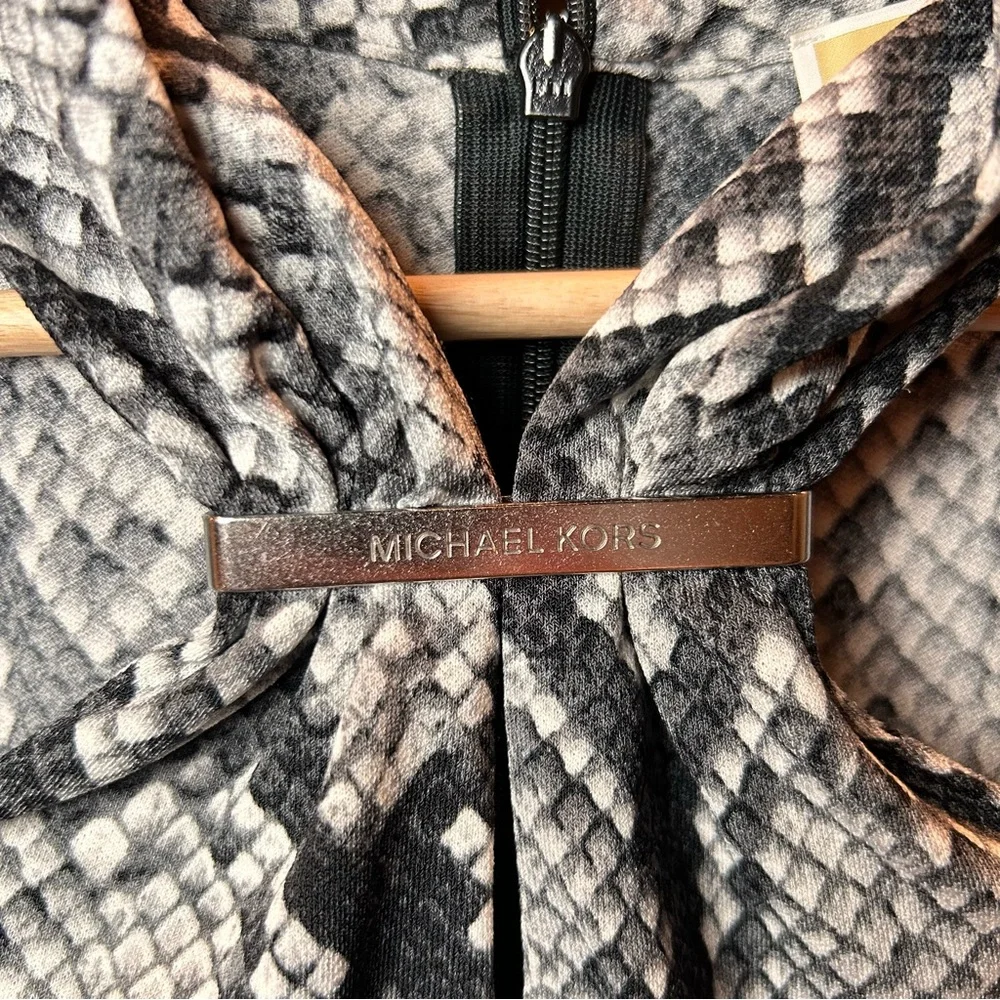 Michael Kors Snakeskin Print Blouse Top Size L‎
